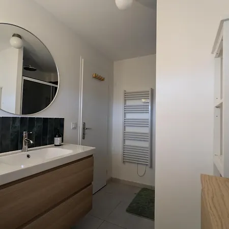Apartment T4 Proche Et Vieille