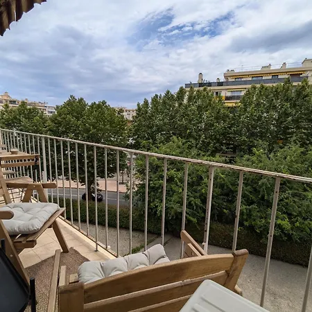 Apartment T4 Proche Et Vieille